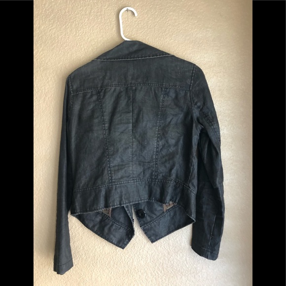 Jacket - Picture 3 of 4